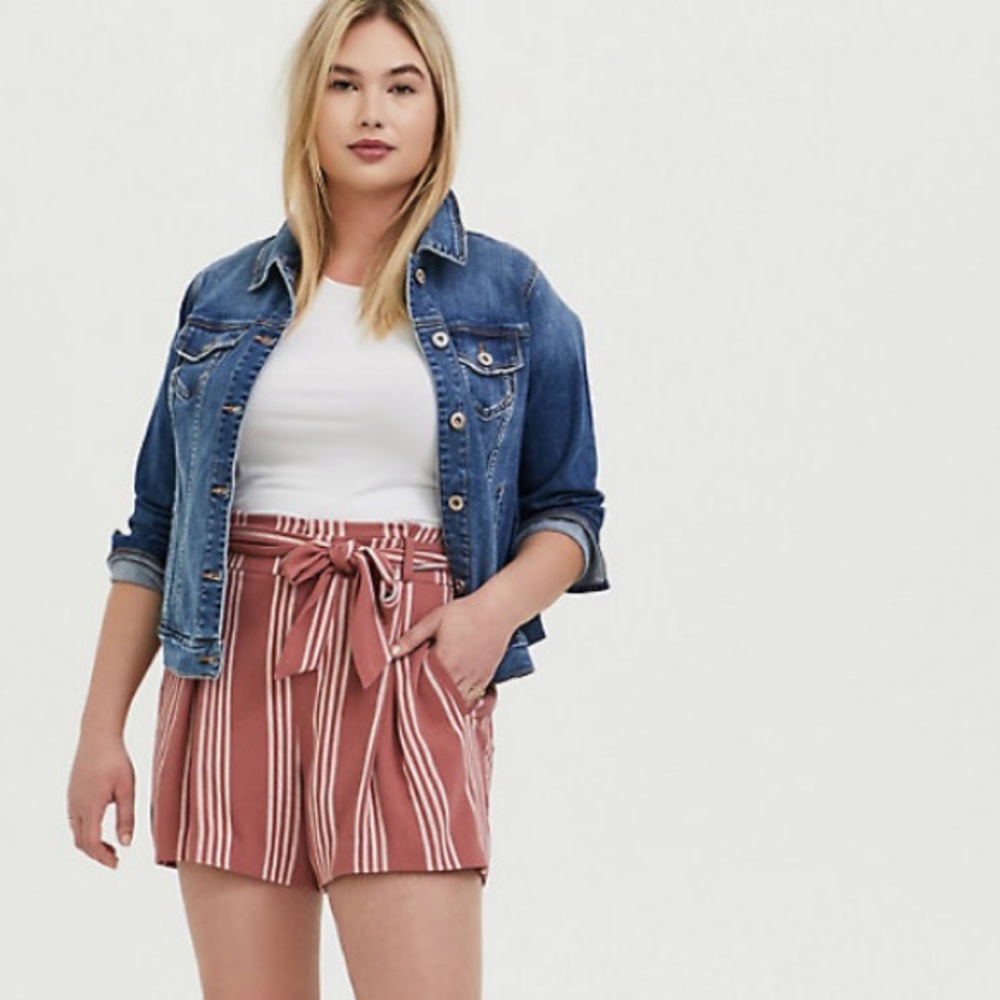 NWT torrid Striped Dusty Rose Tie Front Shorts